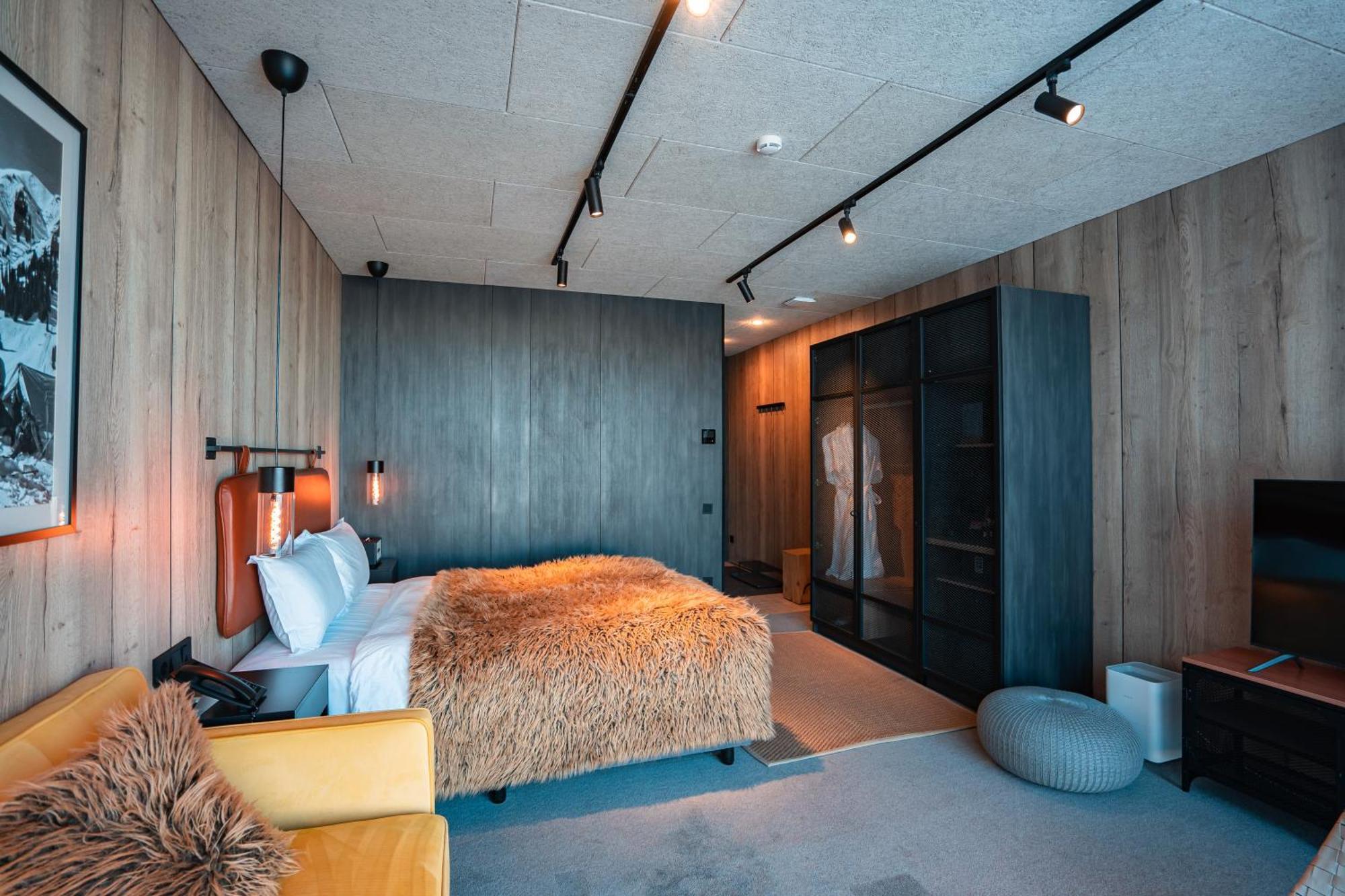 אלמטי Tenir Eco Hotel, Shymbulak Mountain Resort מראה חיצוני תמונה